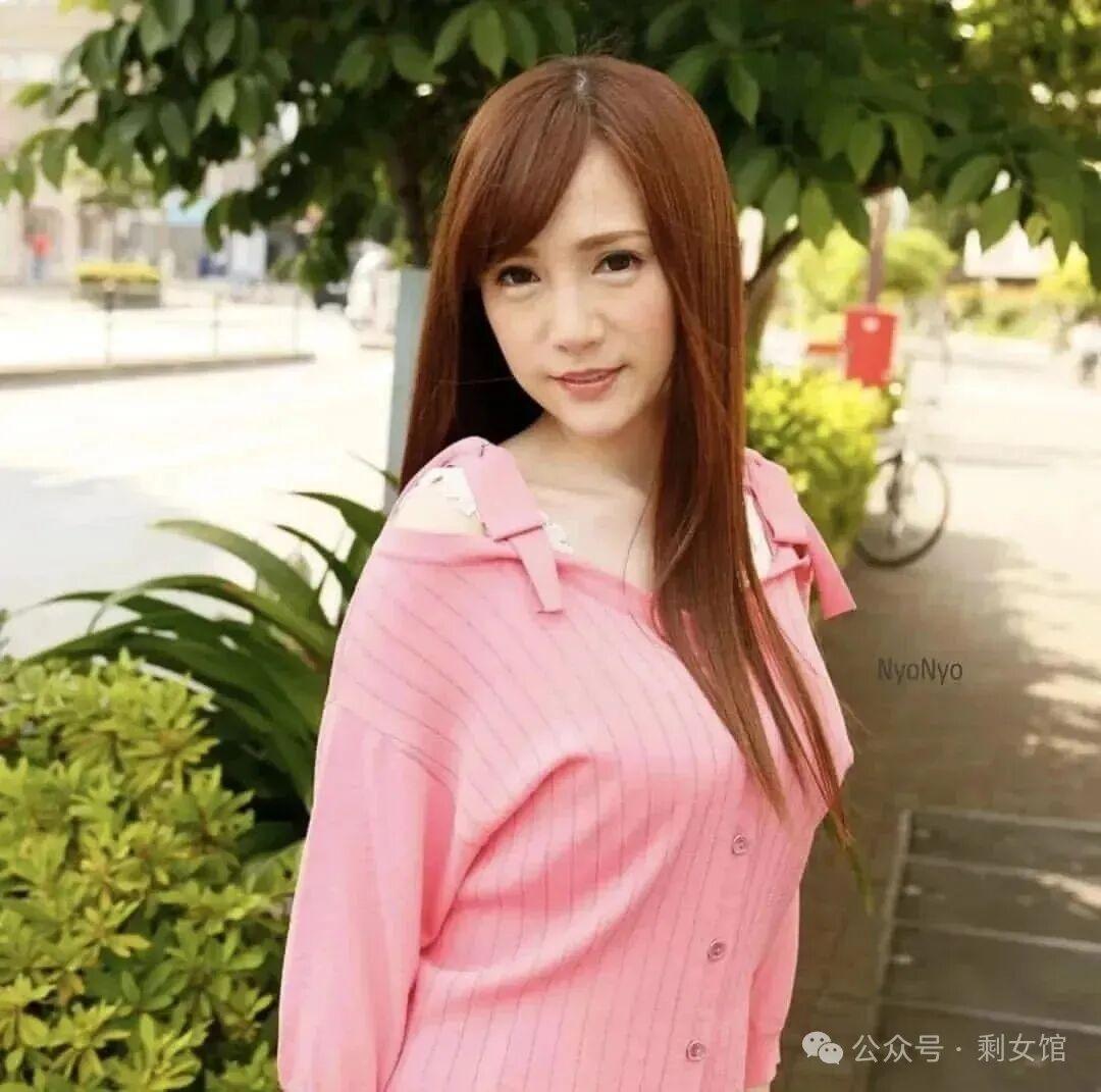 雨夜花期电视剧海报